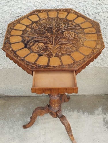 Ancien gueridon sculpte canton - ancien,