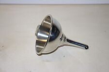 Entonnoir à décanter le vin en étain Peugeot