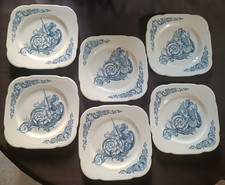 12  GRANDES  ASSIETTES  25 CM