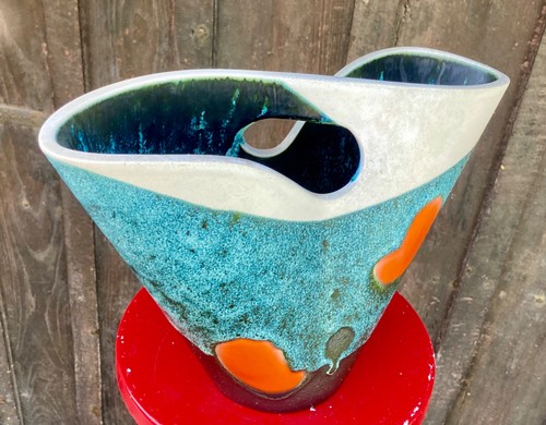 Vase moderniste en - moderniste,