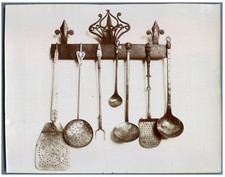 France, Exposition Universelle de Paris, 1900. Outils pour la cuisine  vintage c