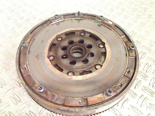 Volant moteur masse ds - moteur, ok