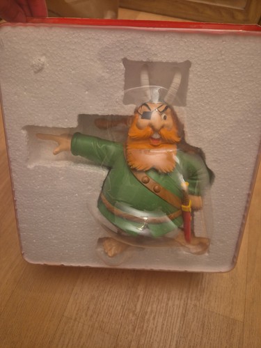 Figurine barbe rouge - figurine,