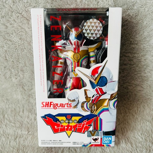 Bandai japan figuarts - bandai,