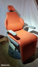Ancien fauteuil dentiste orange électrique Vintage Fonctionnel Barbier tatoueur