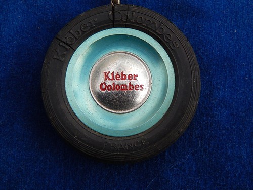 Porte cles key ring - /, kleber