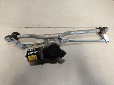 MOTEUR ESSUIE GLACE AVANT