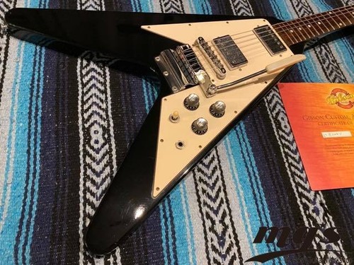 Guitare électrique noire