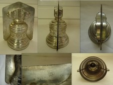 ANCIEN MOULE A CHOCOLAT CLOCHE