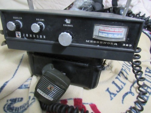 Johnson 323 radio - johnson,