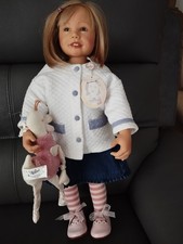 Poupée d'artiste collection