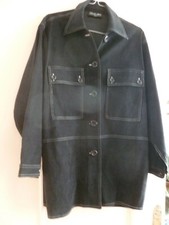 VESTE PEAU DE PECHE NOIRE TAILLE 46  AVEC SURPIQURES BLANCHES NEUVE