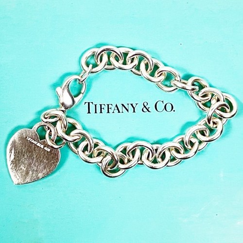 Tiffany retour à - retour,