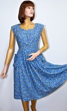 French Vintage 1940s sleeveless mid-calf flower print blue cotton dress size 4