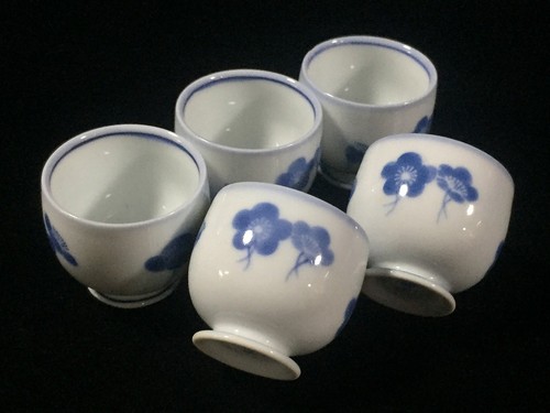 Q0421 lot tasses à - q0421,