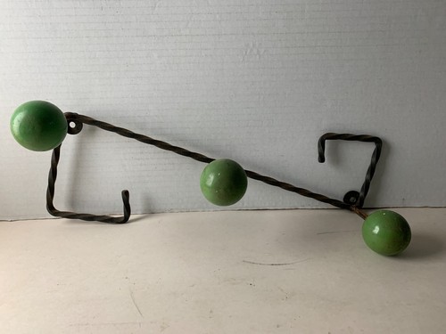Porte manteau mural - mural, vintage