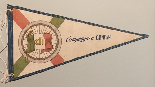 Fanion canazei italie italia - fanion,