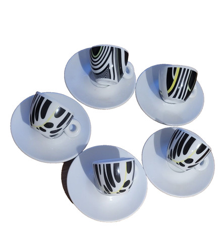 Tasses sous tasse illy - , et