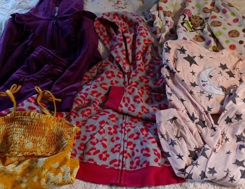 Girls clothing bundle sizes