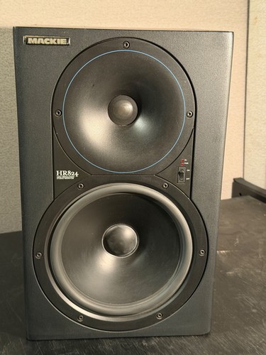 Pair mackie hr824 studio - mackie,