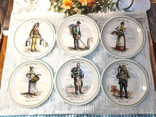 Suite assiettes à - de,