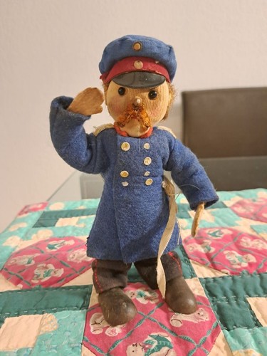 Poupee feutre soldat - feutre,