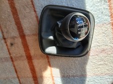 levier de vitesse pommeau VW POLO 5 ref 6C0711113F