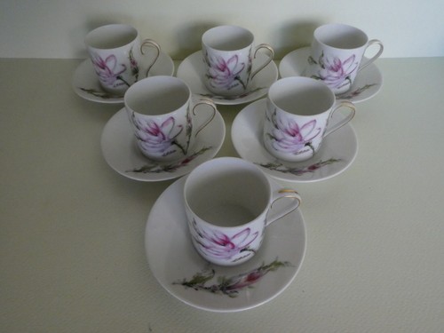 Tasses sous en - 6,