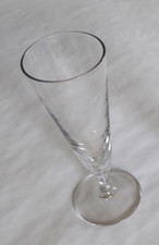 flûte ancienne à Champagne en verre (probablement XIXème siècle)