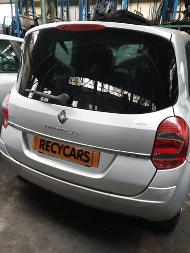 Malle hayon arriere renault - arriere,