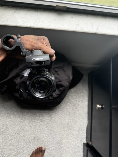 Canon xa11 handheld - canon, hd