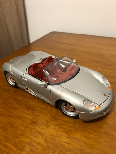 Porsche boxster maisto - 1/18,