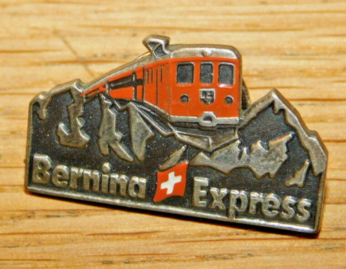 Broche pin train suisse - pin's,