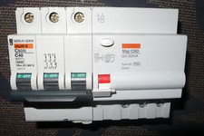 DISJONCTEUR DIFFERENTIEL