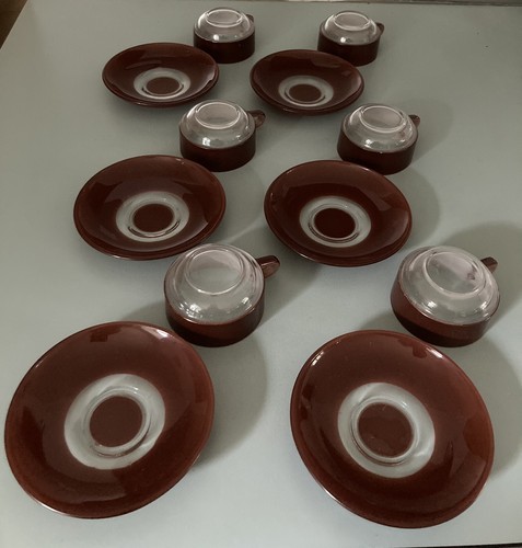 Tasses empilables et - tasses,