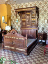 Chambre baldaquin chêne lit 130, 1 chevet, armoire, commode