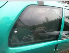 Vitre arriere custode gauche conducteur PEUGEOT 106 PHASE 1 XT Essence
