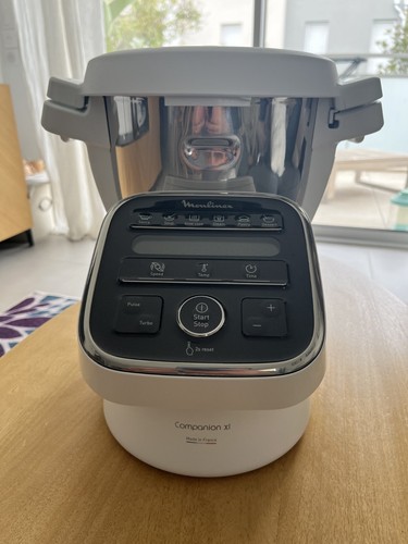 Robot cuisine companion - de,