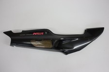 1996 Honda NSR 125r Panneau de couverture de carénage droit arrière 83500-DX