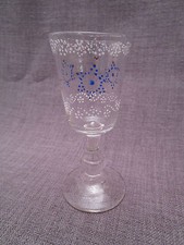   Verre à pied émaillé