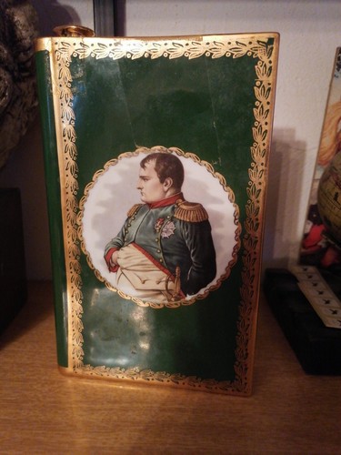 Flasque porcelaine napoleon