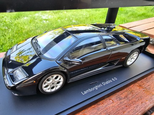 Autoart lamborghini - autoart, 1/18