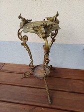 Très ancienne sellette en bronze doré à Deux  tablettes Tête 