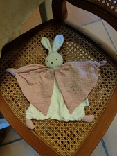 doudou lapin petit pas Kaloo 
