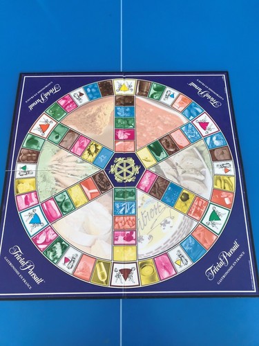 Trivial pursuit plateau - plateau, jeu