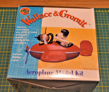 RARE  MAQUETTE WALLACE et GROMIT  AEROPLANE   AIRFIX