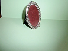 petit cadre ovale à poser  métal gris brillant décor fleurs, vitre pas rayée TBE