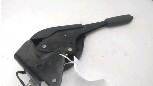 Levier frein main peugeot - a,