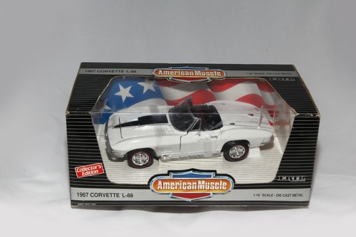 Ertl corvette white w - corvette,