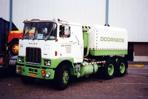 Tekno 75507 mack 700 - f, 6x4